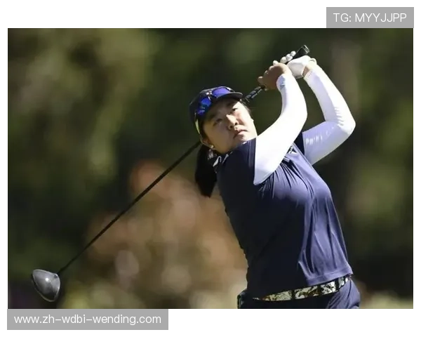 高尔夫奠基人杯战报金孝周领跑 刘瑞欣T10刘钰T31